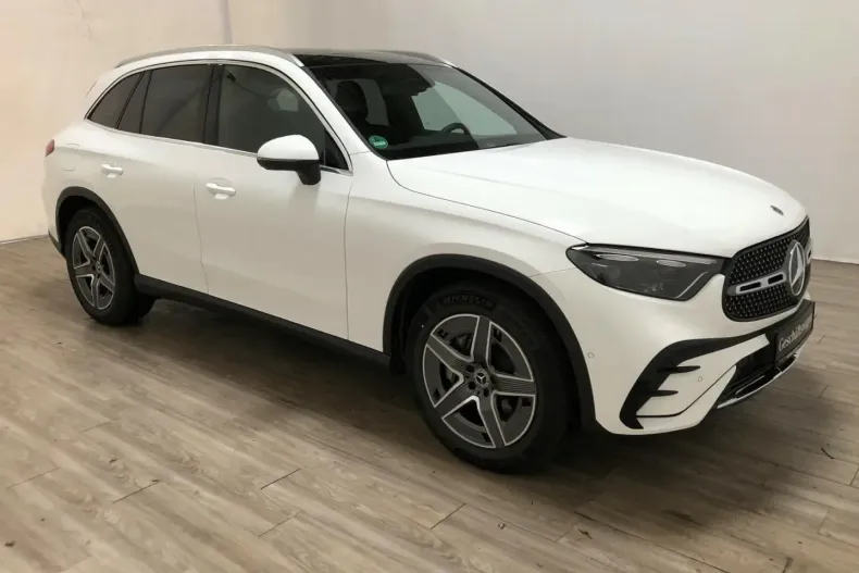 Mercedes-Benz GLC 220 din 2023 cu 28.200 km - oferta MER166593 - foto 1
