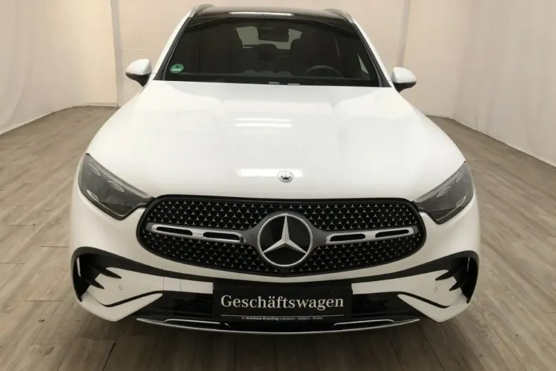Mercedes-Benz GLC 220 din 2023 cu 28.200 km - oferta MER166593 - foto 4