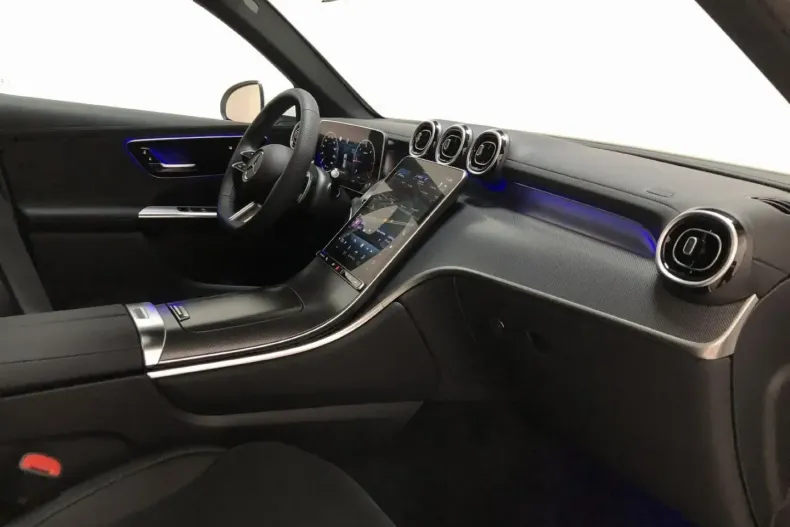 Mercedes-Benz GLC 220 din 2023 cu 28.200 km - oferta MER166593 - foto 12