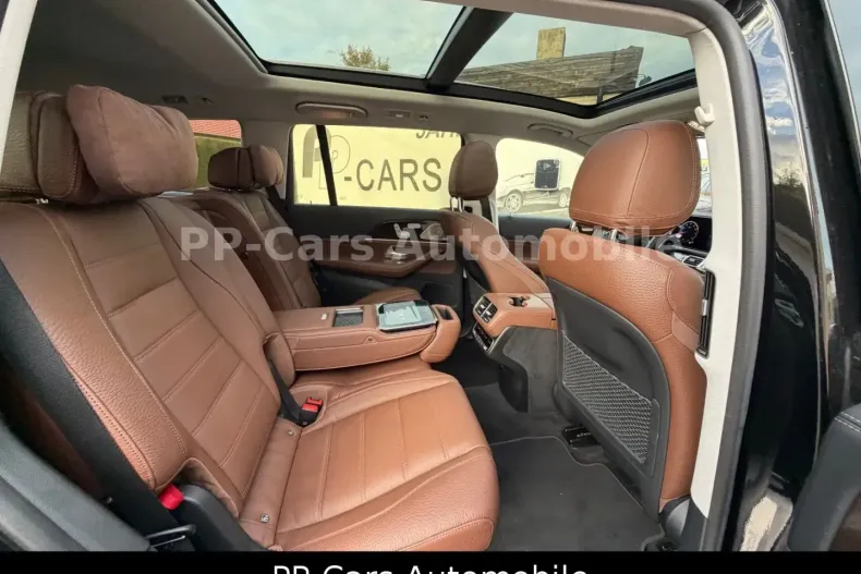 Mercedes-Benz GLS 580 din 2023 cu 8.658 km - oferta MER166607 - foto 13