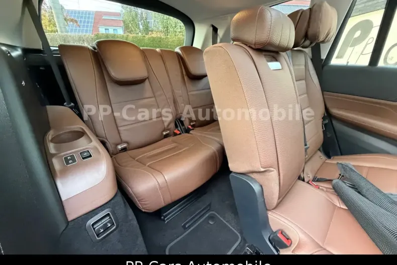Mercedes-Benz GLS 580 din 2023 cu 8.658 km - oferta MER166607 - foto 17