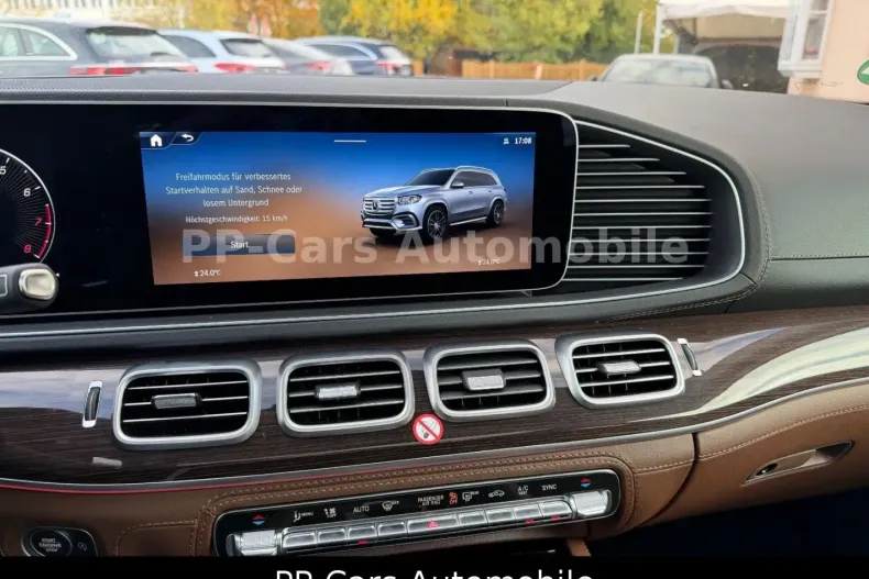 Mercedes-Benz GLS 580 din 2023 cu 8.658 km - oferta MER166607 - foto 31