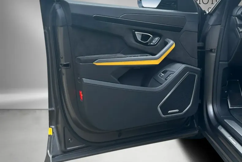 Lamborghini Urus din 2022 cu 40.800 km - oferta LAM166611 - foto 5