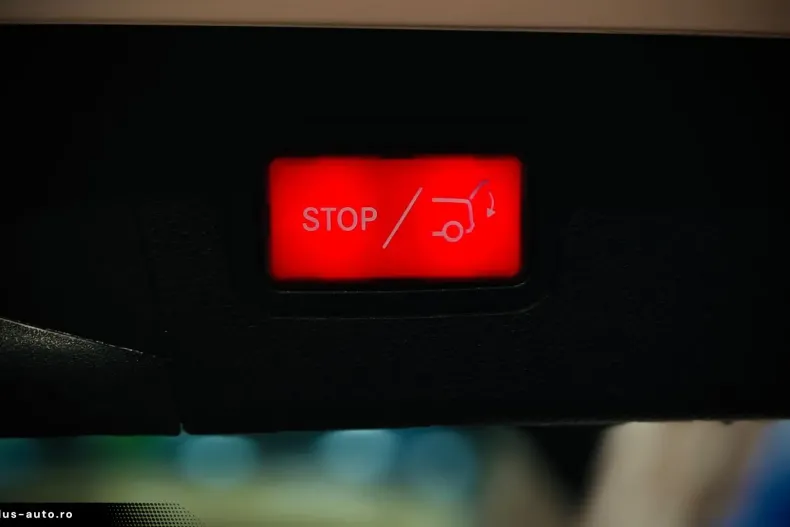 Mercedes-Benz GLC 220 din 2022 cu 35.500 km - oferta MER166622 - foto 17