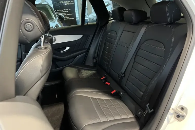 Mercedes-Benz GLC 220 din 2022 cu 35.500 km - oferta MER166622 - foto 19