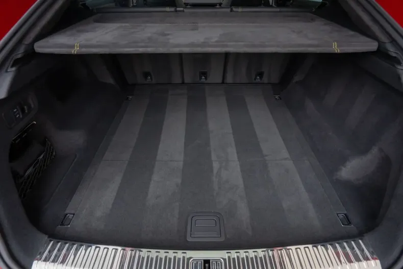 Lamborghini Urus din 2022 cu 7.900 km - oferta LAM166626 - foto 38