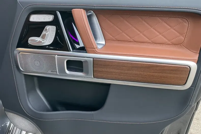 Mercedes-Benz G 63 AMG din 2023 cu 7.200 km - oferta MER166638 - foto 15