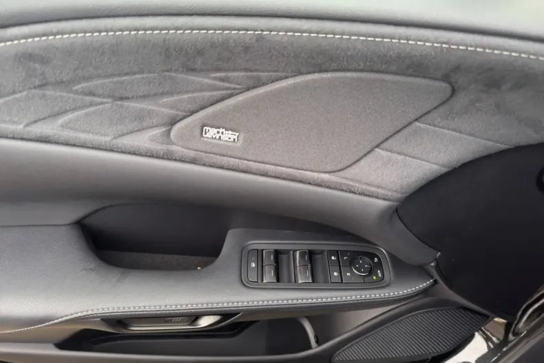 Lexus RX 500 din 2023 cu 46.050 km - oferta LEX166644 - foto 12