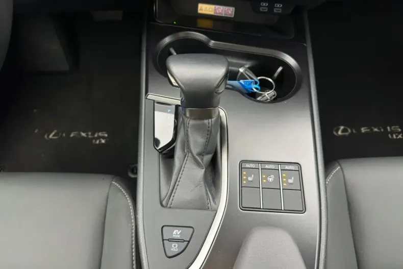 Lexus UX din 2023 cu 13.000 km - oferta LEX166648 - foto 14