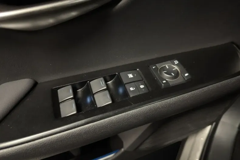 Lexus UX din 2023 cu 19.947 km - oferta LEX166649 - foto 10