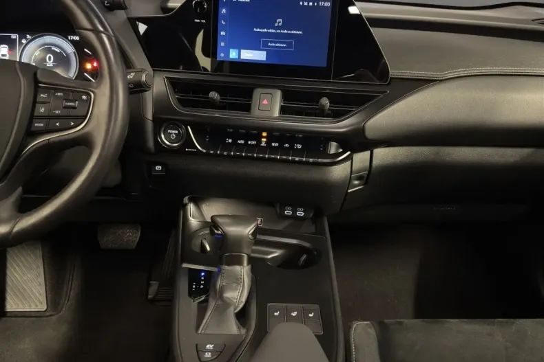 Lexus UX din 2023 cu 19.947 km - oferta LEX166649 - foto 12