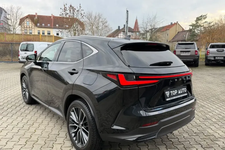 Lexus NX 450h din 2022 cu 60.406 km - oferta LEX166655 - foto 4