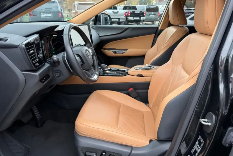 Lexus NX 450h din 2022 cu 60.406 km - oferta LEX166655 - foto 19