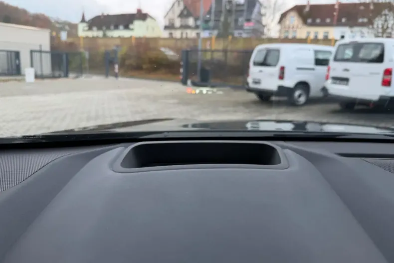 Lexus NX 450h din 2022 cu 60.406 km - oferta LEX166655 - foto 22