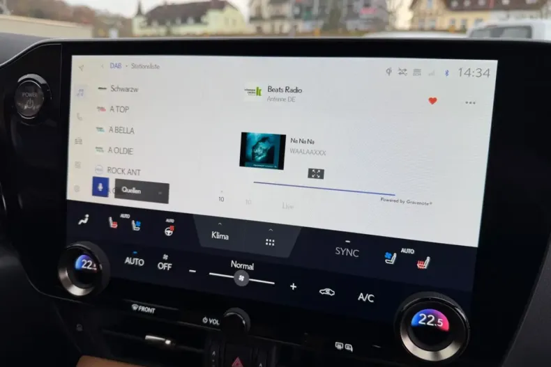 Lexus NX 450h din 2022 cu 60.406 km - oferta LEX166655 - foto 40