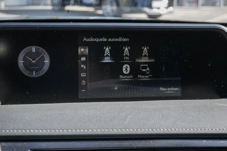 Lexus UX din 2022 cu 45.813 km - oferta LEX166660 - foto 19