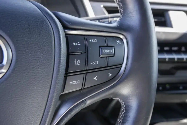 Lexus UX din 2022 cu 45.813 km - oferta LEX166660 - foto 35