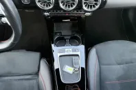 Mercedes-Benz CLA 200 din 2023 cu 54.546 km - oferta MER166667 - foto 12