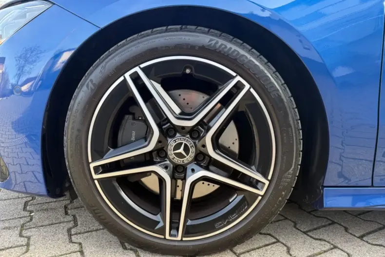 Mercedes-Benz CLA 200 din 2023 cu 54.546 km - oferta MER166667 - foto 18