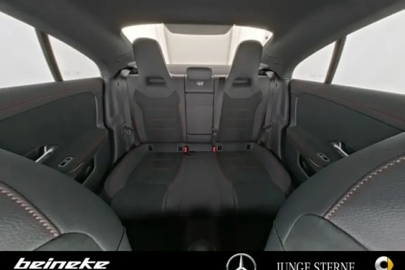 Mercedes-Benz CLA 200 din 2024 cu 10.269 km - oferta MER166668 - foto 9