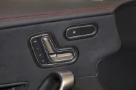 Mercedes-Benz CLA 180 din 2024 cu 12.611 km - oferta MER166669 - foto 16