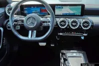 Mercedes-Benz CLA 180 din 2024 cu 22.220 km - oferta MER166670 - foto 8