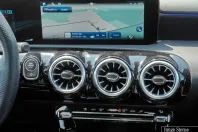 Mercedes-Benz CLA 180 din 2024 cu 22.220 km - oferta MER166670 - foto 9