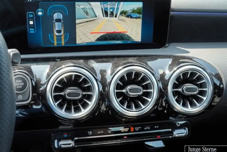 Mercedes-Benz CLA 180 din 2024 cu 22.220 km - oferta MER166670 - foto 10