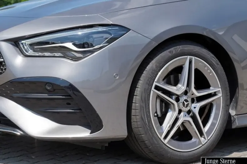 Mercedes-Benz CLA 180 din 2024 cu 22.220 km - oferta MER166670 - foto 16