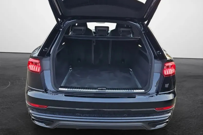 Audi Q8 din 2022 cu 64.393 km - oferta AUD166678 - foto 4