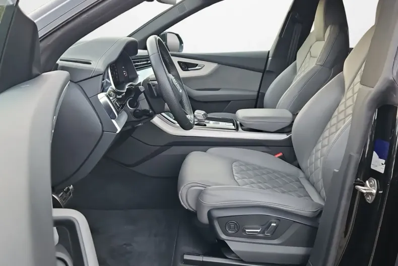 Audi Q8 din 2022 cu 64.393 km - oferta AUD166678 - foto 7