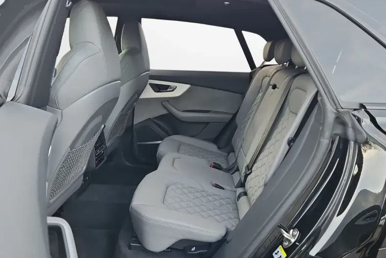 Audi Q8 din 2022 cu 64.393 km - oferta AUD166678 - foto 11