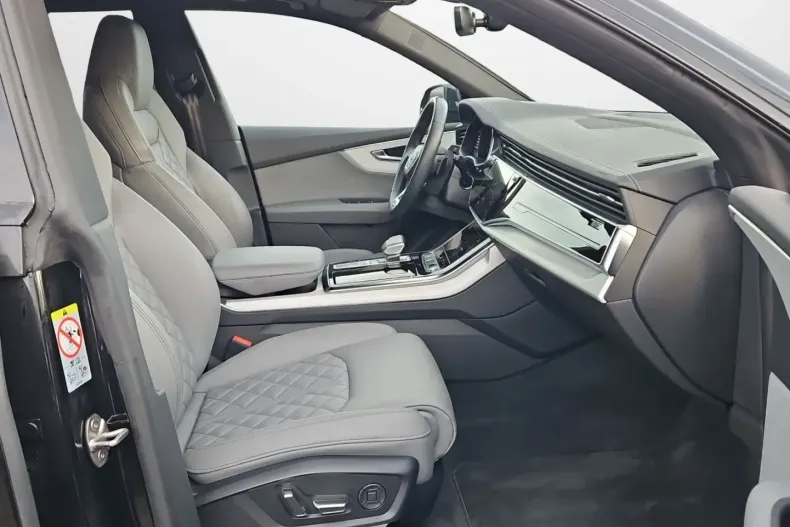 Audi Q8 din 2022 cu 64.393 km - oferta AUD166678 - foto 12