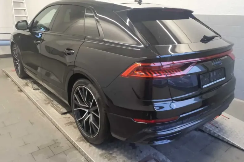 Audi Q8 din 2022 cu 92.400 km - oferta AUD166683 - foto 3