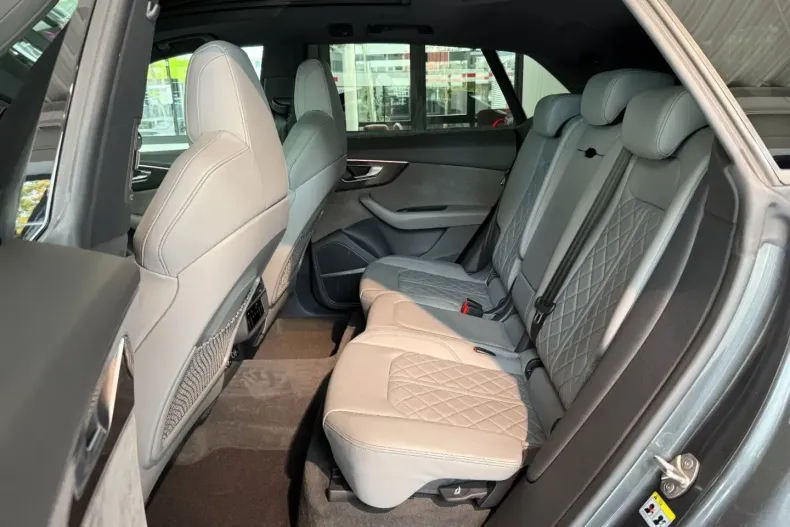 Audi Q8 din 2021 cu 94.000 km - oferta AUD166685 - foto 16