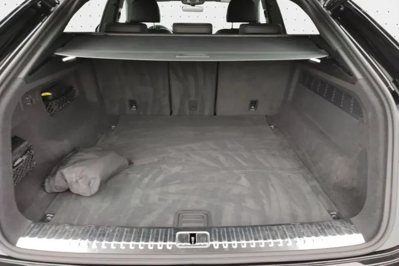 Audi Q8 din 2022 cu 78.809 km - oferta AUD166687 - foto 13