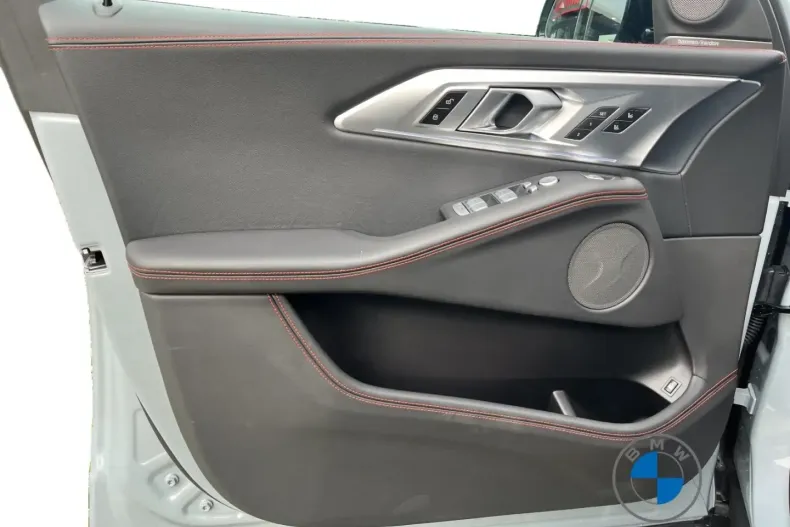 BMW XM din 2024 cu 11.803 km - oferta BMW166692 - foto 10