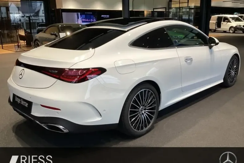 Mercedes-Benz CLE 300 din 2024 cu 25.496 km - oferta MER166697 - foto 11