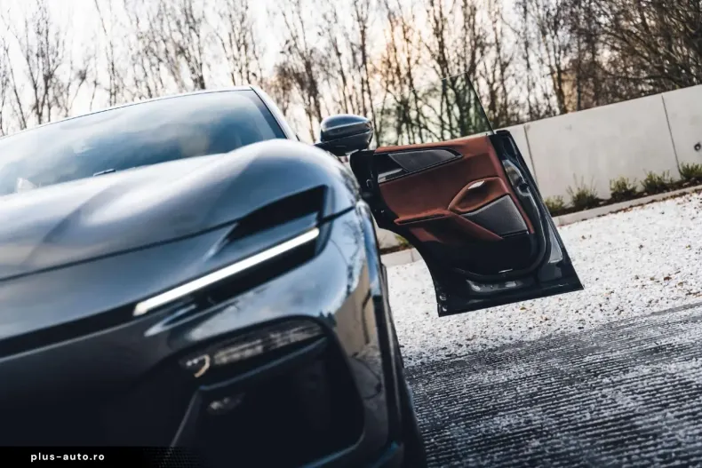 Ferrari Purosangue din 2025 cu 1.240 km - oferta FER166708 - foto 8