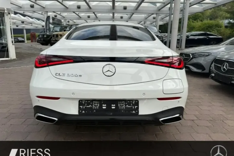 Mercedes-Benz CLE 300 din 2024 cu 6.596 km - oferta MER166714 - foto 6