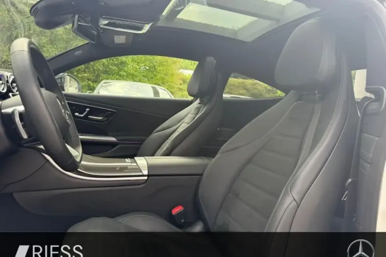 Mercedes-Benz CLE 300 din 2024 cu 6.596 km - oferta MER166714 - foto 8