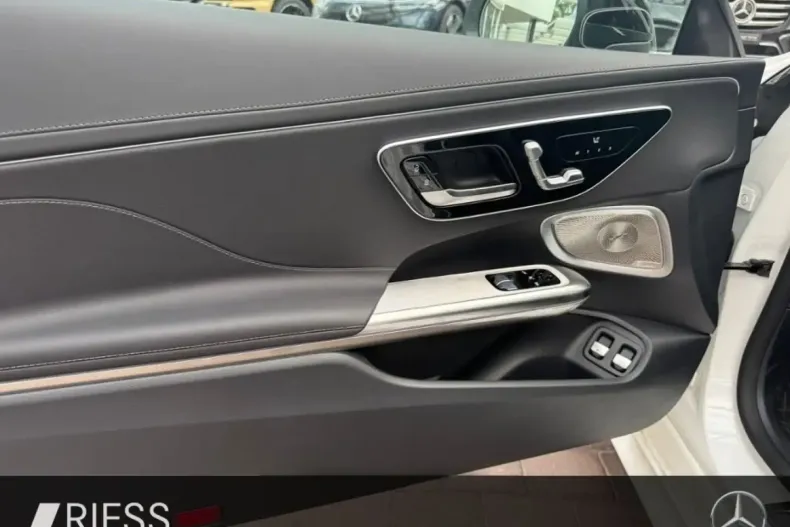 Mercedes-Benz CLE 300 din 2024 cu 6.596 km - oferta MER166714 - foto 9