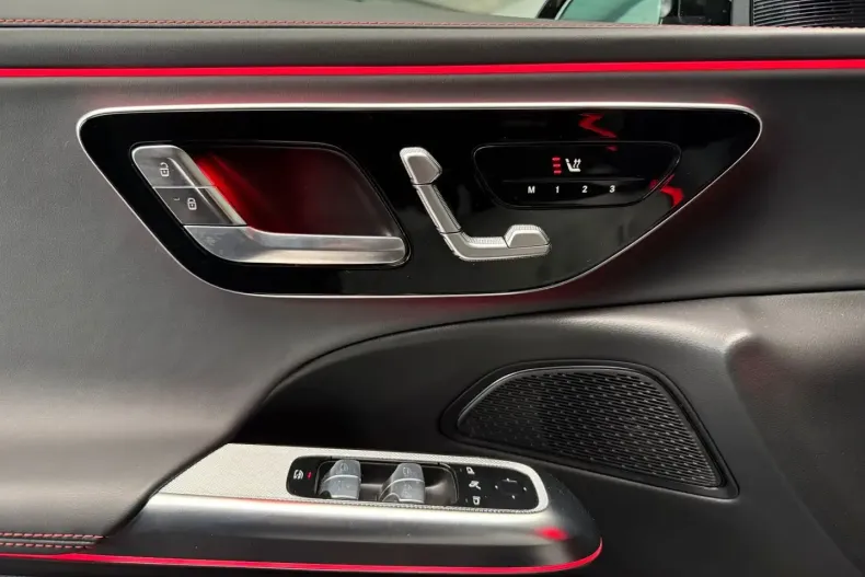 Mercedes-Benz E 53 AMG din 2025 cu 33.230 km - oferta MER166717 - foto 12