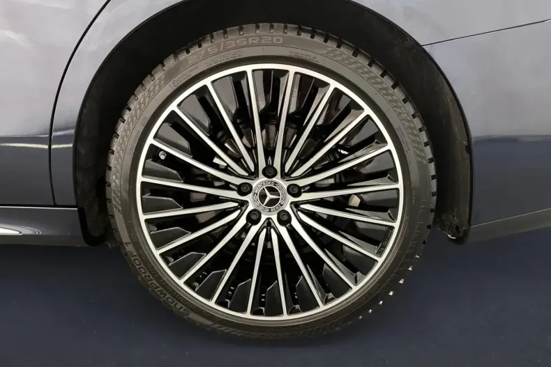 Mercedes-Benz E 220 din 2024 cu 21.670 km - oferta MER166720 - foto 5