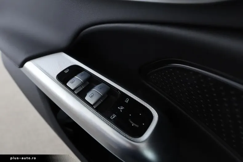 Mercedes-Benz E 200 din 2024 cu 3.200 km - oferta MER166723 - foto 8