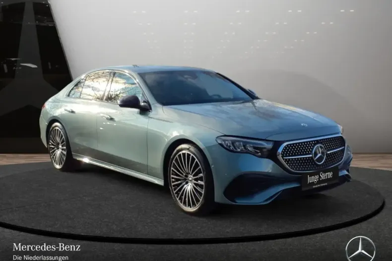 Mercedes-Benz E 220 din 2024 cu 11.277 km - oferta MER166724 - foto 5