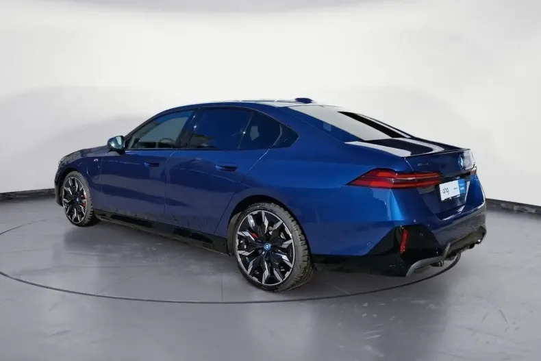 BMW 550 din 2024 cu 12.081 km - oferta BMW166728 - foto 3