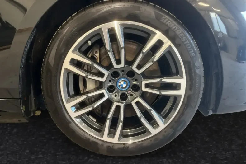 BMW 550 din 2025 cu 20.700 km - oferta BMW166732 - foto 4