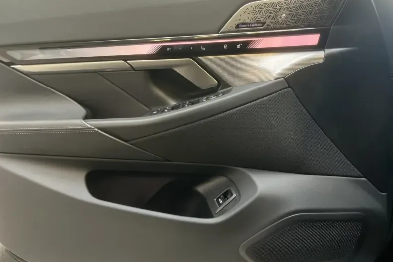 BMW 550 din 2025 cu 20.700 km - oferta BMW166732 - foto 14