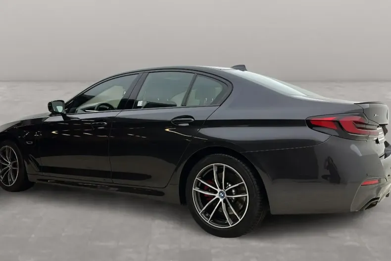 BMW 545 din 2022 cu 89.945 km - oferta BMW166737 - foto 3